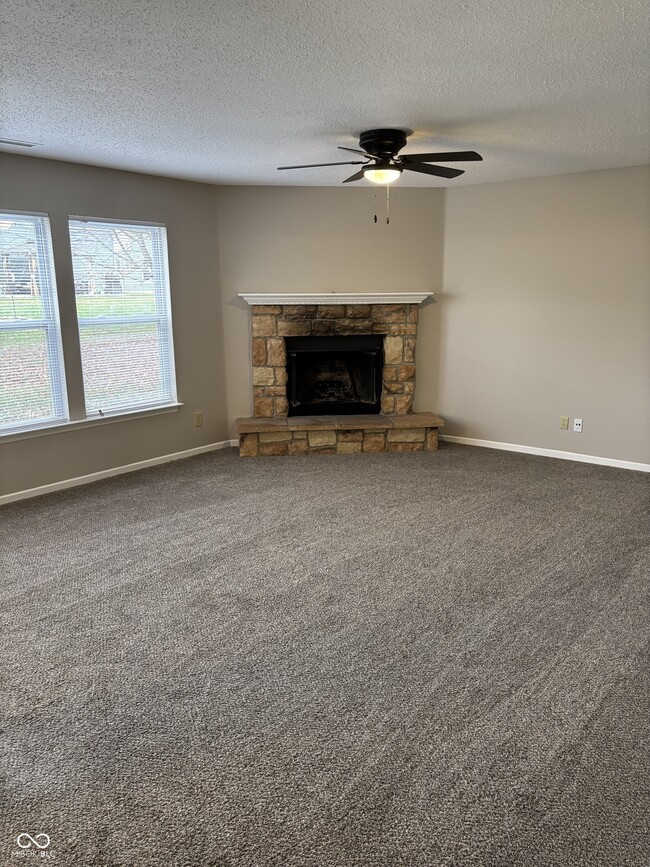 Building Photo - 1380 King Maple Dr