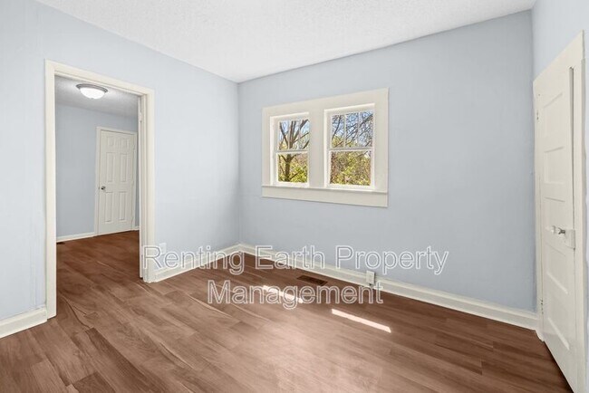 Building Photo - 6309 3rd Ave S