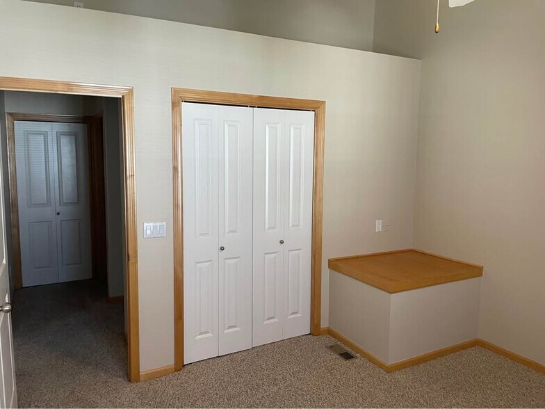 Building Photo - 5539 Boston Ct