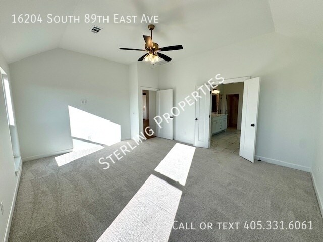 Building Photo - 16204 S 89th E Ave