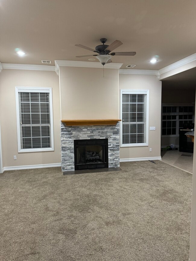 Building Photo - 3802 SW Osprey Dr