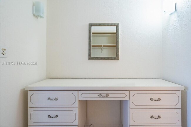 Building Photo - 3030 Marcos Dr