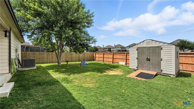 Building Photo - 208 Gatewood Clf