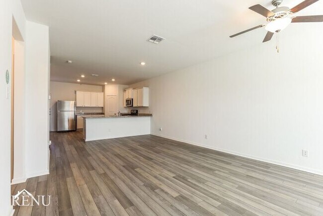 Building Photo - 10823 Juliette Pass