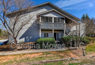 Building Photo - 805 Stallings Rd