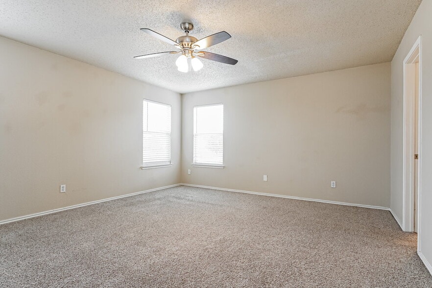 Building Photo - 604 Snowy Orchid Dr