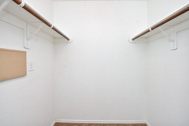 Building Photo - 4407 Champions Landing Dr