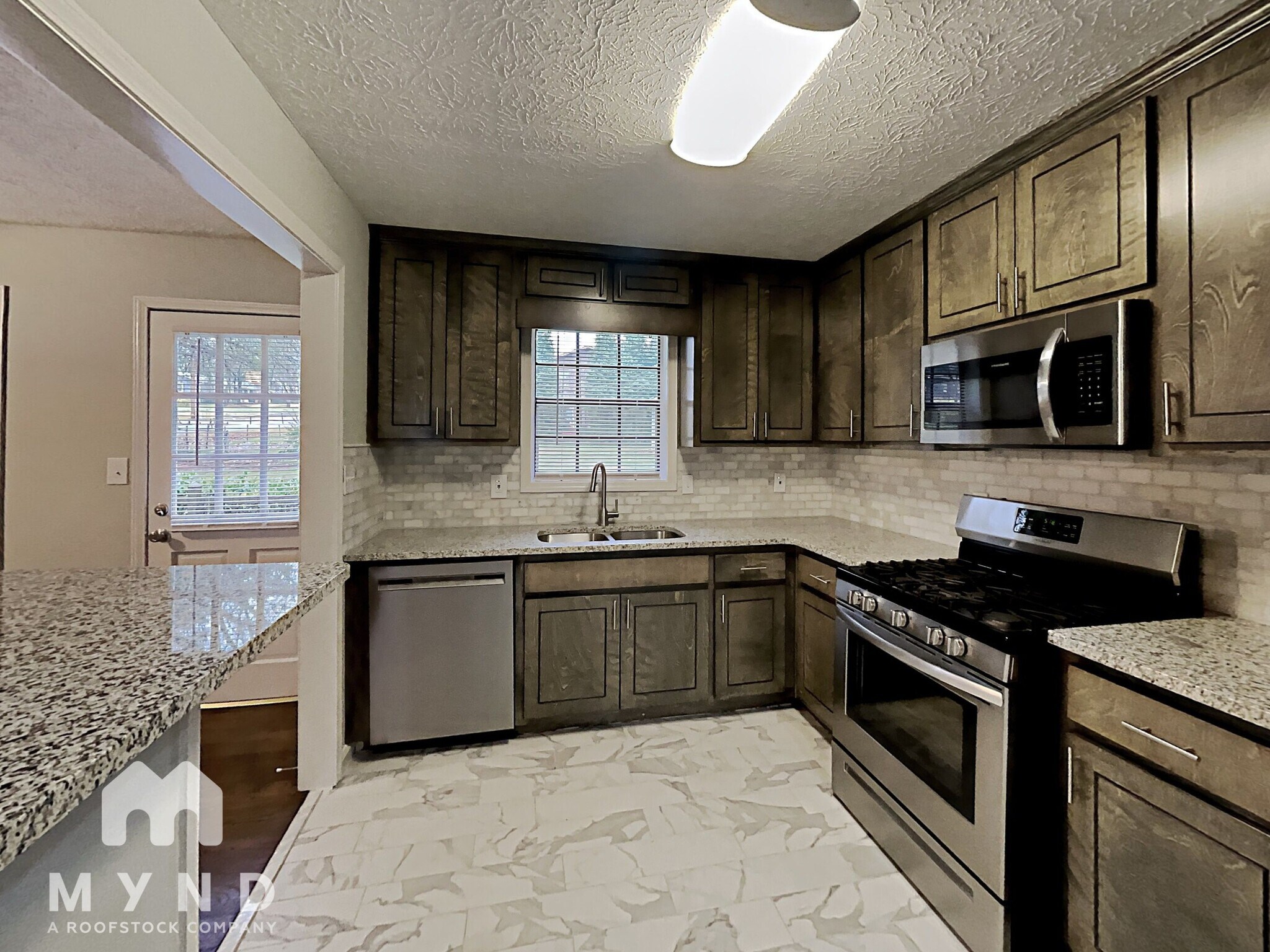 Building Photo - 70 Highland Cir