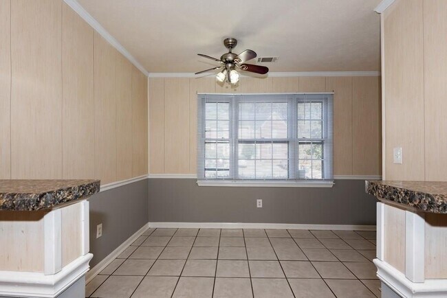 Building Photo - 2769 New S Dr