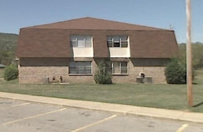 Building Photo - 1130 Old Mt Carmel Rd