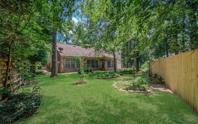 Building Photo - 35 Cottage Grove Pl