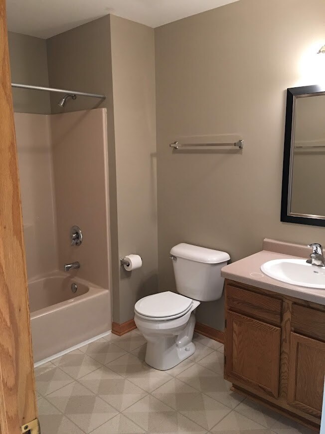 Bathroom 2 - 2042 Cliff Alex Ct S