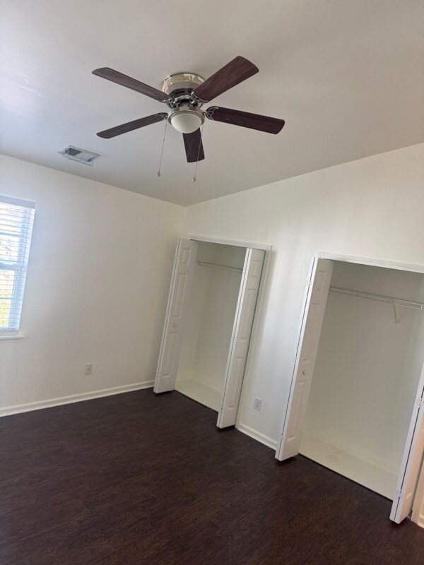 Building Photo - 12818 Sickles Dr