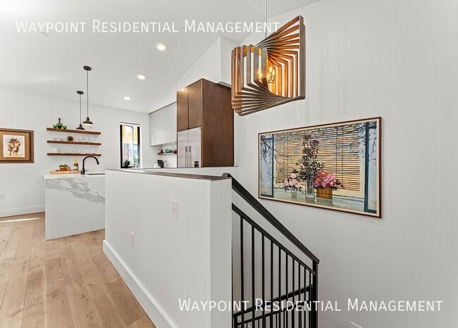 Building Photo - 611 S 8th St