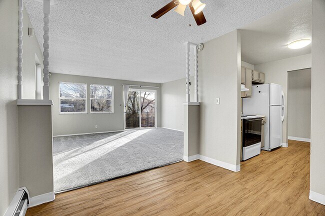Building Photo - $1,395.00 - $500 OFF First Month's Rent - ...