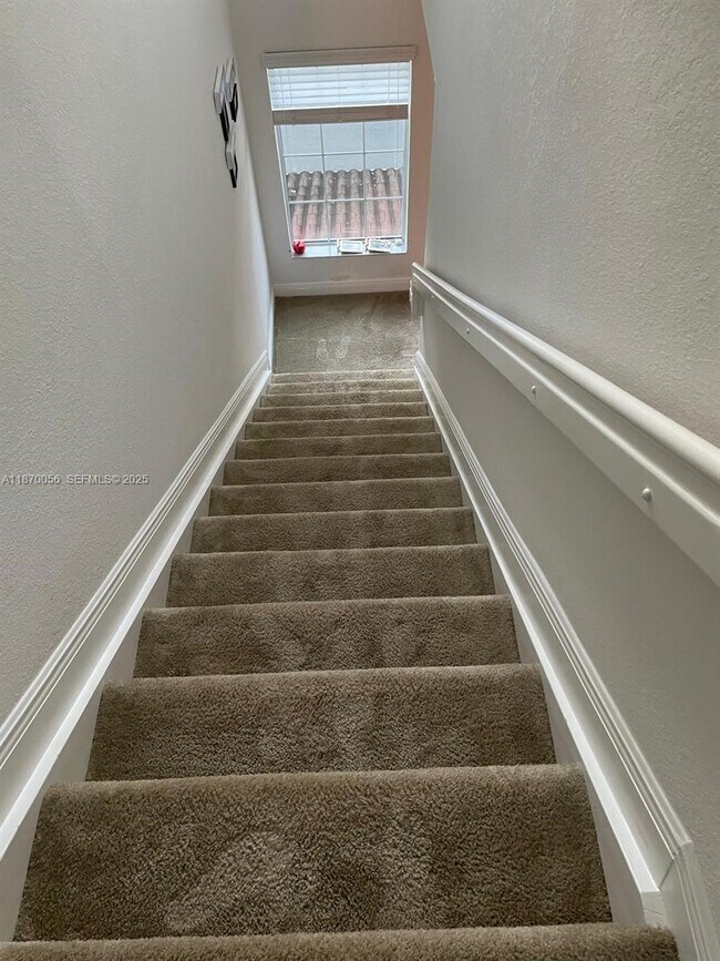 Building Photo - 819 SW 147th Ave