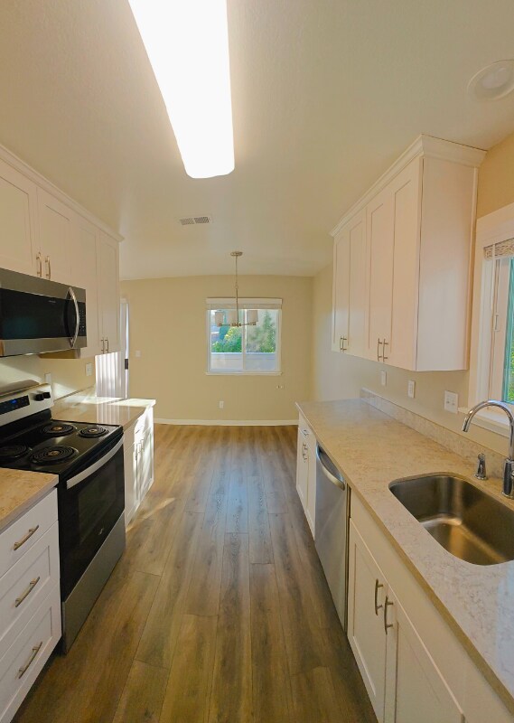 Building Photo - 1079 Mohr Ln