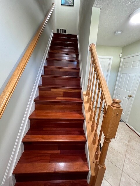 Entrance Staircase - 9308 Steeple Ct