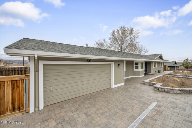 Building Photo - 13745 Kewanna Trail