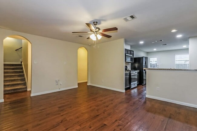 Building Photo - 18802 N Lyford Dr