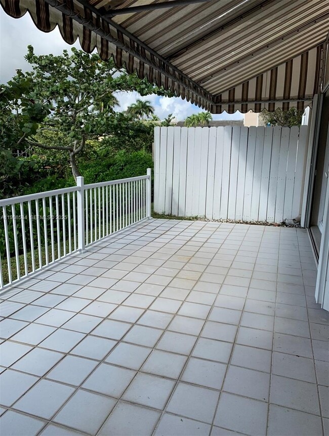 Building Photo - 6950 SW 55th Terrace E