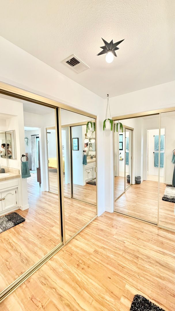 Building Photo - Beautifully Furnished & Appointed, Shorter Term Rental in the Peaceful Gird Valley area of Fallbr...