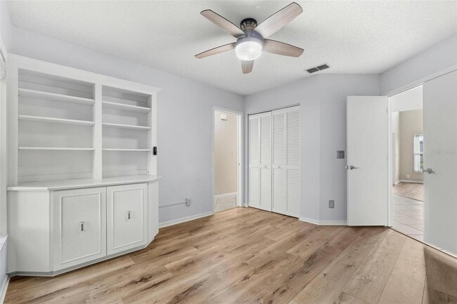 Building Photo - 846 Glades Ct