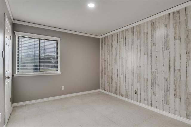 Building Photo - 2010 Vail Dr