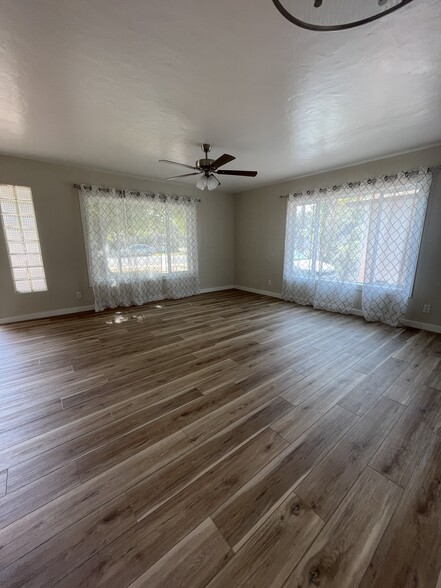 Front Room - 790 Locust St