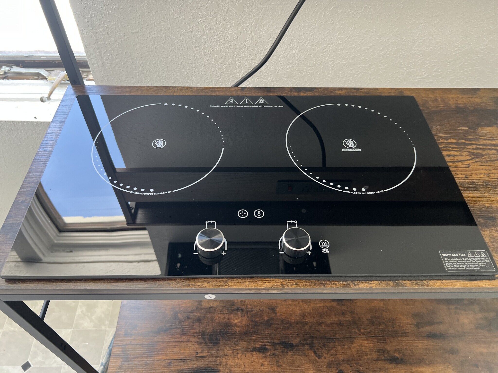 Electric Stove Top - 2703 SE Indiana Ave