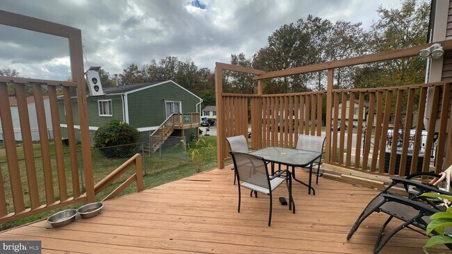 Building Photo - 8111 Brown Ct