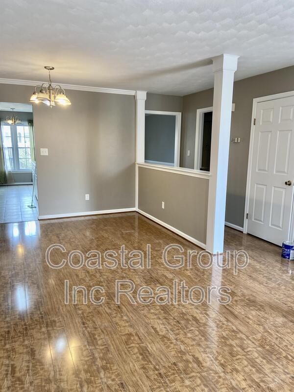 Building Photo - 247 Windbrooke Ln