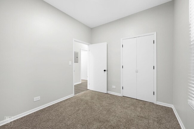 Building Photo - 8954 S Commercial Ave Chicago, IL 60617