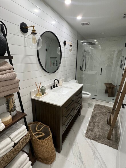 Building Photo - 50 Emerald Woods Dr