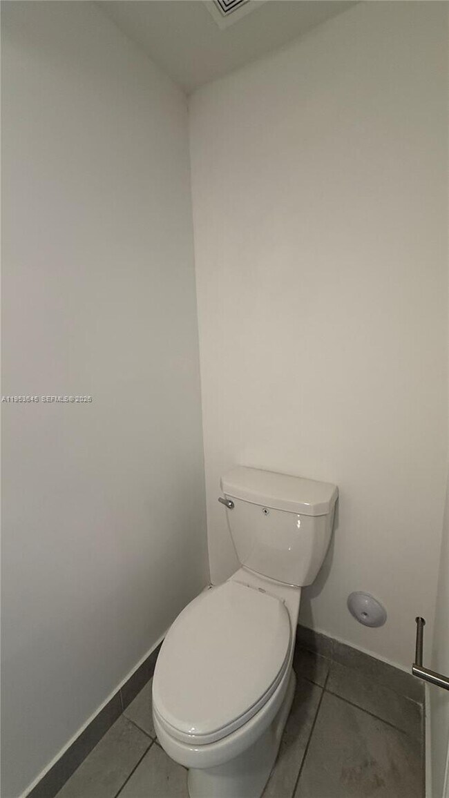 Building Photo - 24640 SW 119th Pl