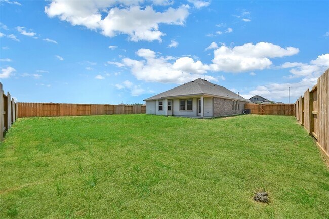 Building Photo - 7303 Keechi Pl