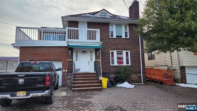 Building Photo - 50 W Columbia Ave