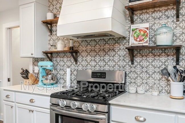 Building Photo - 235 Sotir St NW