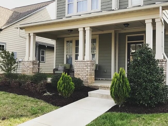 Building Photo - 2812 Americus Dr