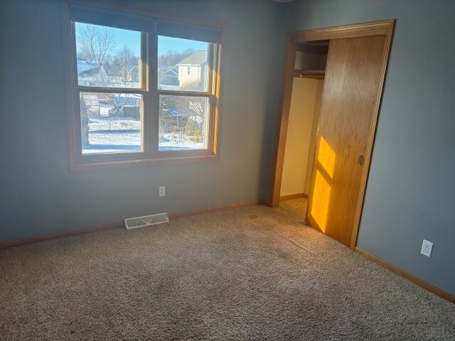 Building Photo - N6188 Shadybrook Ln