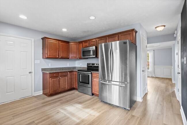 Building Photo - 111 Louie Ln