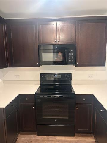 Building Photo - 5417 Vinebrook Wy