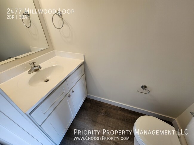 Building Photo - Brand New! 2BR 2.5BA Townhome, Harrisonburg
