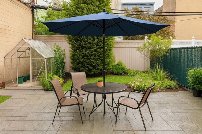 Building Photo - 21-11 46th Ave