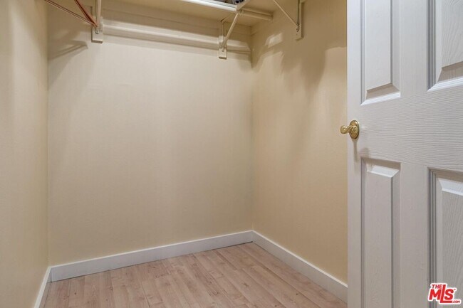 Building Photo - 23639 Clover Trail