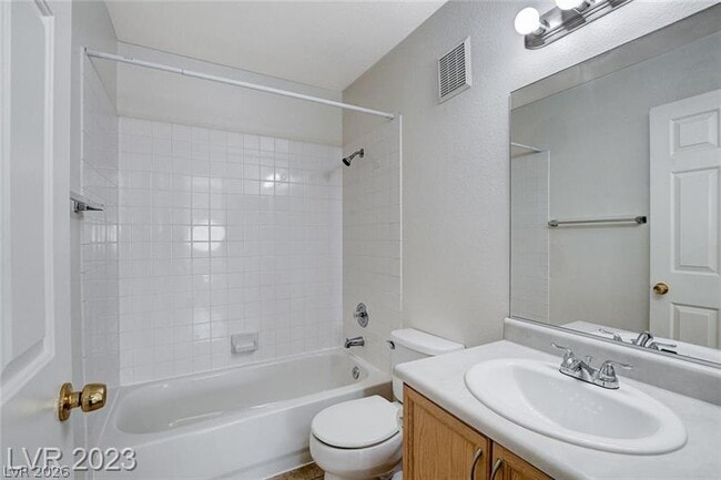 Building Photo - 8429 Sewards Bluff Ave