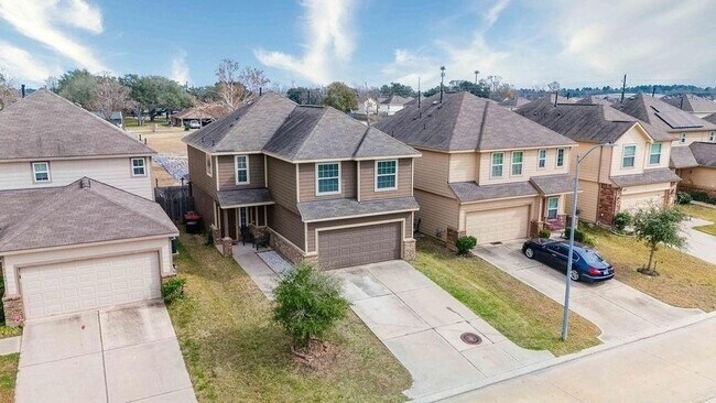 Building Photo - 5742 Adelaide River Dr