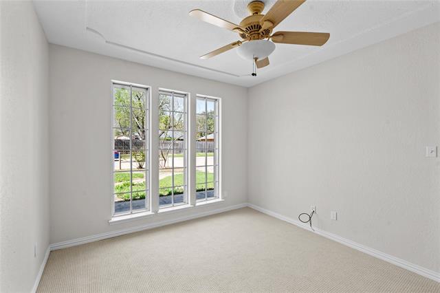 Building Photo - 1106 Almond Dr