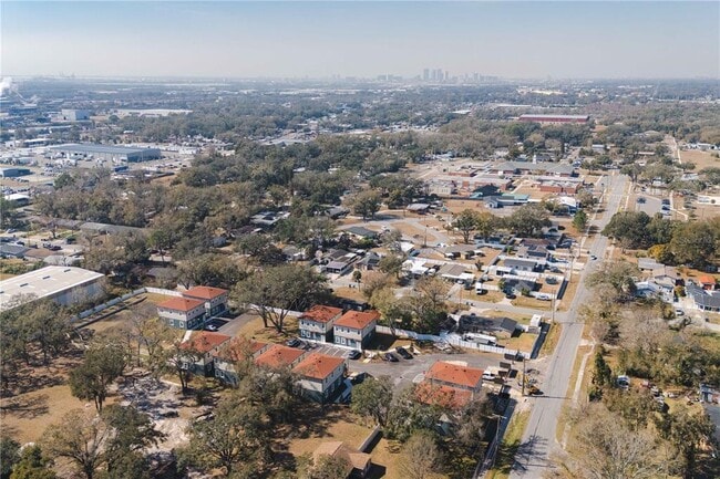 Building Photo - 6976 BELLTREE Ct