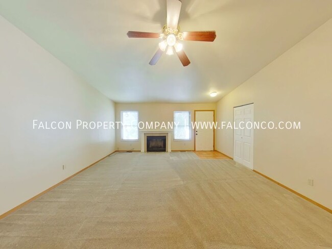 Building Photo - 745 San Gabriel Pl